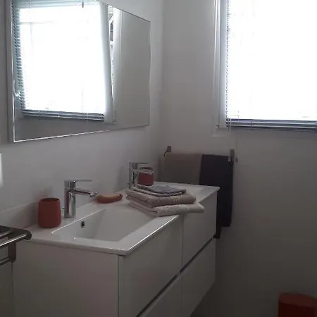 빌라 Jolie Dans Un Endroit Paisible, A 3 Mn De La Et De La Montagne Ventiseri