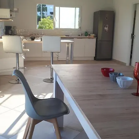 빌라 Jolie Dans Un Endroit Paisible, A 3 Mn De La Et De La Montagne