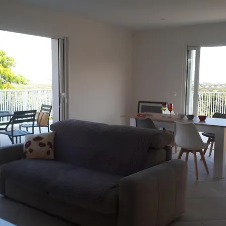 Villa Jolie Dans Un Endroit Paisible, à 3 Mn De La Et De La Montagne *