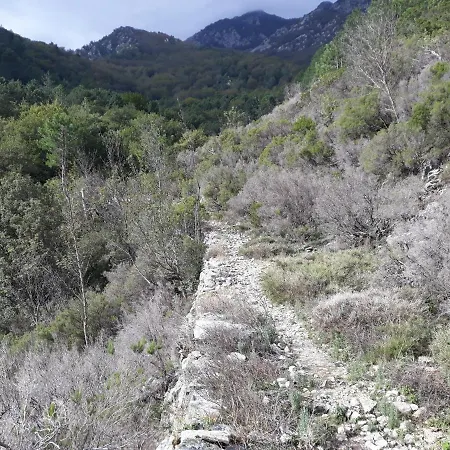 빌라 Jolie Dans Un Endroit Paisible, A 3 Mn De La Et De La Montagne